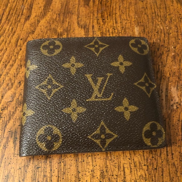Louis Vuitton Monogram Canvas Marco Wallet - Picture 1 of 8